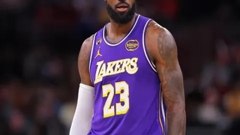 宝山游泳馆今日盛启，畅享春日泳乐时光！